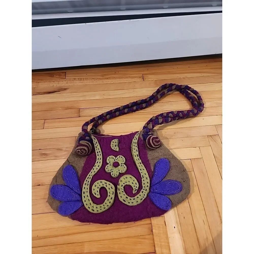 RISING TIDE Handmade in Nepal Italy 100% Wool Felted 3D Floral Boho Handbag READ